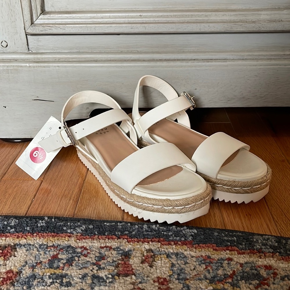A New Day White Espadrilles 6.5 NWT